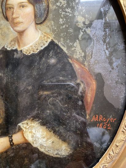 null ECOLE FRANCAISE du XIXe siècle
Portrait de femme en deuil.
Fixé sous verre signé...