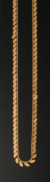 null Collier articulé en or jaune 750 millièmes, les maillons décorés de petites...