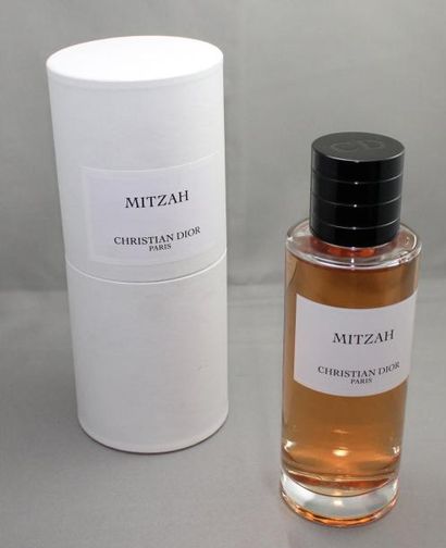 CHRISTIAN DIOR Eau de parfum Mitzah, 250 ml, très bon état
