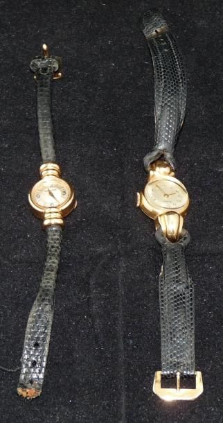 null LOT de deux montres bracelet de dame ronde en or, les bracelets en cuir, les...