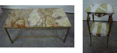 null Table basse avec plateau en marbre 40X88X44. Table en fer forgé doré à deux...