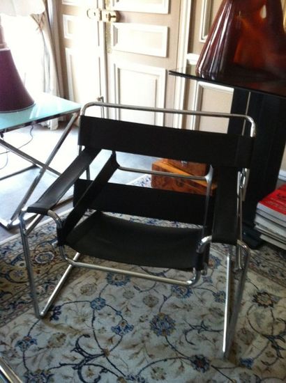 Marcel BREUER (d'après un modèle de) Paire de fauteuils modèle «Wassily», réédition...