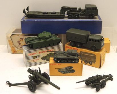 DTF - CRESCENT TOY - DSTF 6 Véhicules militaires: camion porte char - camion Berliet...