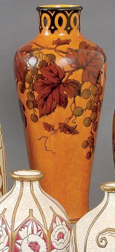 Paul MILET L BOURGEOT Vase balustre en faïence, décor d'une tombée de feuilles de...