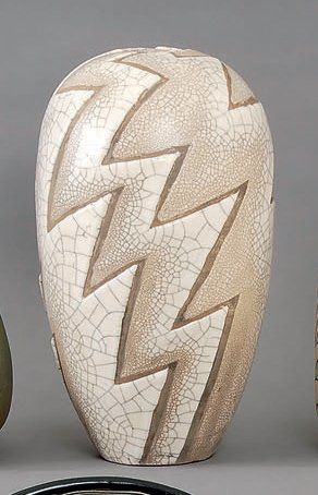 René BUTHAUD Vase ovoïde en grès, décor de frises géométriques, émail peau de serpent,...