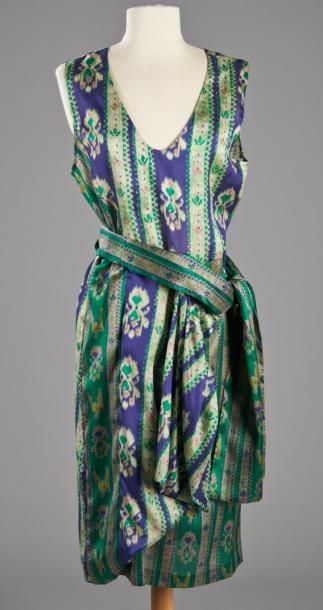 DRIES van NOTEN Robe en soie imprimée dans les coloris vert, violet à motifs végétaux...