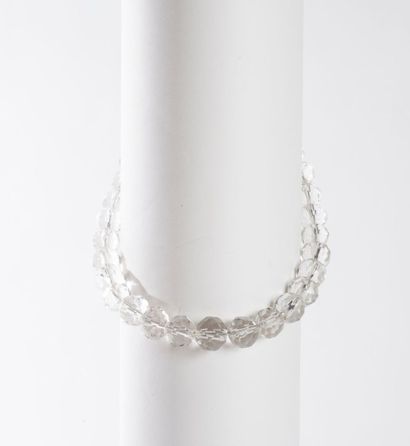 ANONYME Ensemble de deux colliers de perles facettées façon cristal
