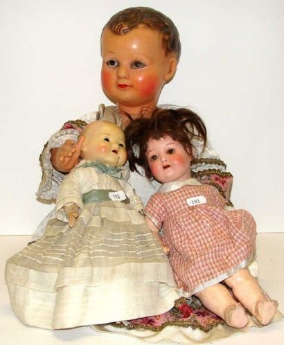 PETITCOLLIN - HEUBACH - A.M. Lot de 3 poupées celluloïd et têtes composition.