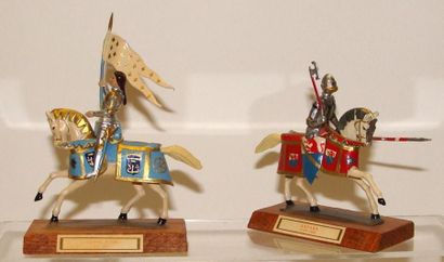 null Moyen Age: 2 cavaliers: Jeanne d'Arc 1412-1421 - Bayard 1473-1524