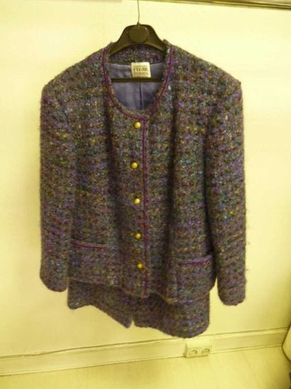 GIANFRANCO FERRE Forma Tailleur en lainage bouclette multicolore dans les tons violets...