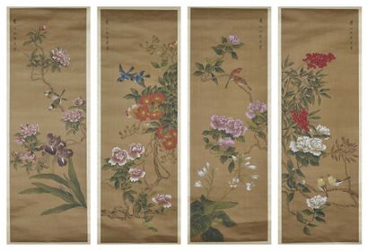 CHINE-XXe siècle Ensemble de quatre peintures, encre et couleurs sur soie, représentant...