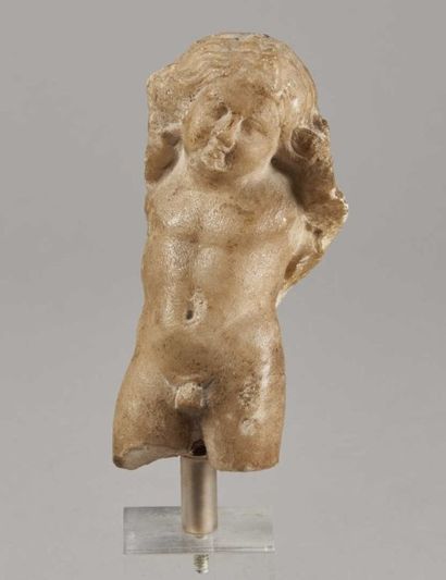 D'après l'Antique Chérubin Epreuve en marbre sculpté. XVIe siècle H. 13 cm Sur une...