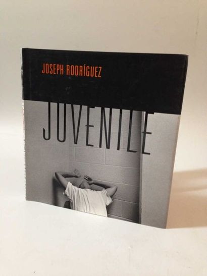 null Jospeh RODRIGUEZ "Juvenile", Editions PowerBook House, New York, 2004
 Texte...
