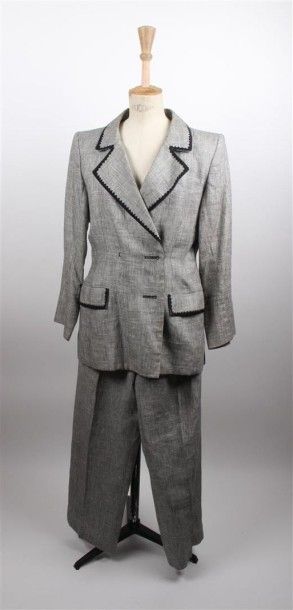 Yves SAINT LAURENT Rive Gauche Costume en lin prince de galle, veste à col châle...