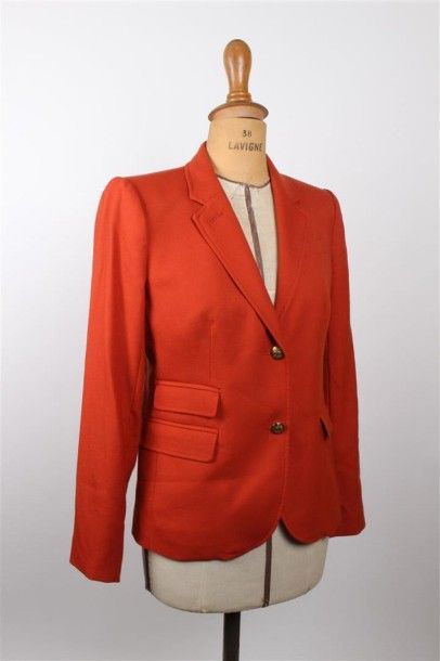 J. CREW Lot de deux vestes du modèle "Schoolboy" l'une en lainage orange, l'autre...