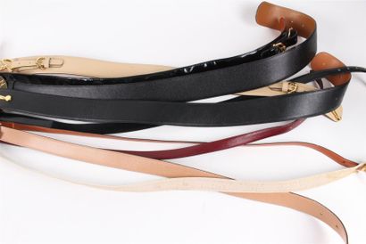 CELINE Lot de 9 ceintures de formes et couleurs diverses et cuir, cuir vernis et...