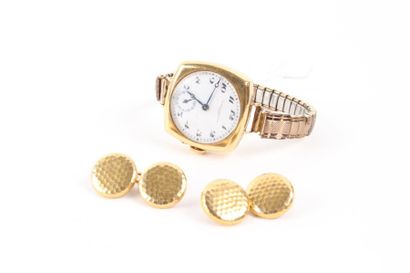 null Lot en or et métal comprenant: - une montre bracelet d'homme, la montre de forme...