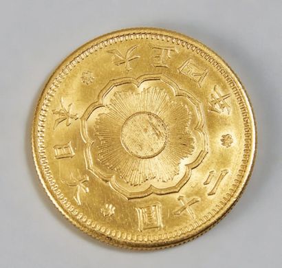 JAPON 
Pièce de monnaie en or, 20 yen, 4e an de Taisho (1915).
Diam. 2,9 cm
Poids:...