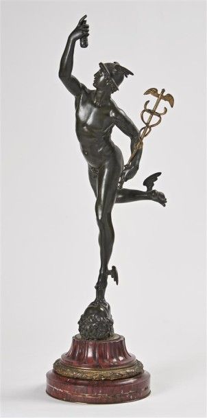 null FIGURE de Mercure en bronze patiné d'après Jean de Bologne; sur un socle en...