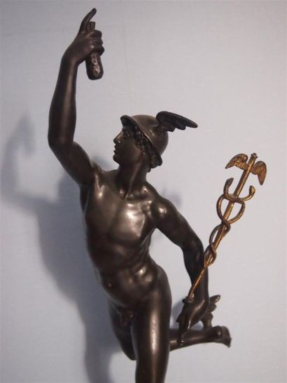 null FIGURE de Mercure en bronze patiné d'après Jean de Bologne; sur un socle en...