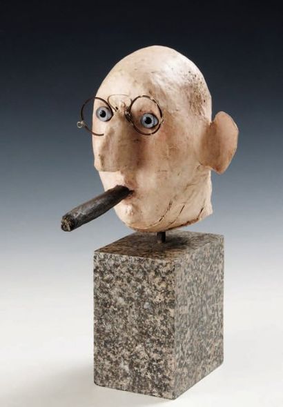 CHASSE-POT (né en 1934) Homme au cigare, Novembre 1999. Sculpture en papier maché...