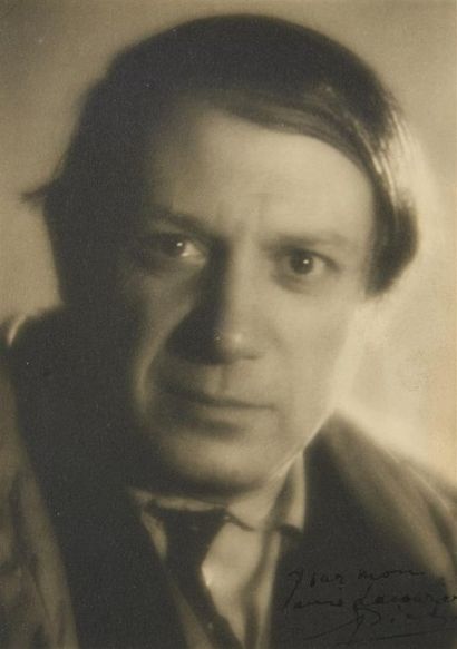 null "MAN RAY (1890-1976) Picasso Tirage argentique sur cartoline, dédicacé ""Pour...