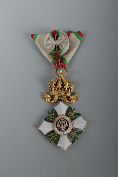 null BULGARIE - ORDRE NATIONAL DU MERITE MILITAIRE, fondé en 1891. Médaille en métal...