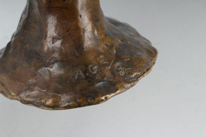 null ANONYME XXème siècle
Profil
Epreuve en bronze à patine brune, monogrammée A.G...