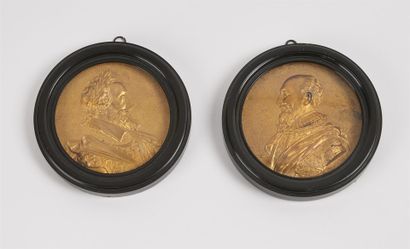 null COMPIGNE ou SERON 
Portraits de Louis XV et Henri IV de profil 
Deux médaillons...