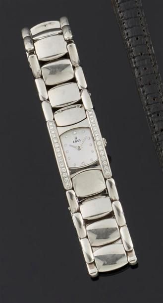 null EBEL, modèle "Beluga"
Montre-bracelet de dame en métal, la montre de forme rectangulaire,...