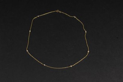 null Lot en or jaune 750°/oo comprenant : une lame de canif (Paris 1768) et un collier...
