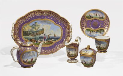 null Sèvres et Paris
Déjeuner en porcelaine tendre de Sèvres surdécorée à Paris comprenant...