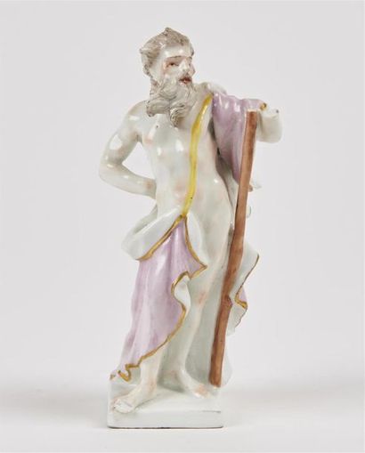 null Meissen
Trois statuettes en porcelaine, l'une représentant une figure de Flore...