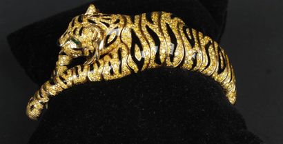 null LEGNAZZI
Bracelet "panthère" articulé en or jaune 750°/oo partiellement émaillé...