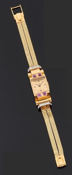null OMEGA
Montre bracelet de dame en or jaune 750°/oo et platine 850°/oo, la montre...