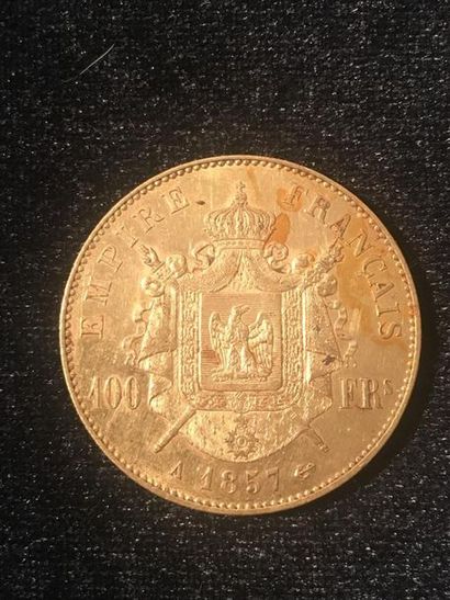 null * FRANCE. Une pièce de 100 Francs or. Napoléon III. 1857
Poids : 32.2 g 