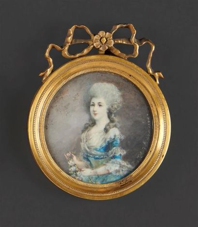 null ECOLE FRANCAISE du XVIIIe siècle.
Portrait de femme en robe bleu à volants en...