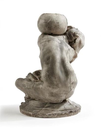 null Auguste Rodin (1840-1917)
Cariatide à l'urne, petit modèle, version avec urne...
