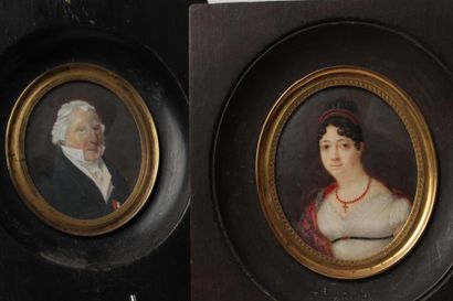 null ECOLE FRANCAISE du XIXème siècle.
Deux miniatures ovales: Portrait d ' homme,...