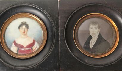 null ECOLE FRANCAISE du XIXème siècle
Deux miniatures rondes: Portrait d' homme en...