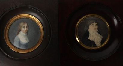 null ECOLE FRANCAISE du XIXème siècle
Deux miniatures rondes. Portrait de femme en...