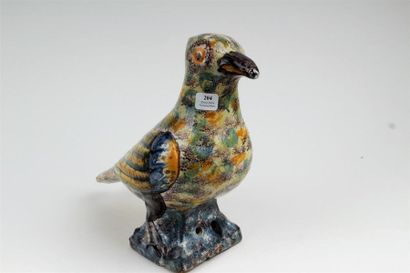 null NEVERS
Pigeon de faitage en faïence à décor polychrome.
XVIIIème siècle. 
H....