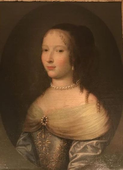 null ECOLE FRANCAISE de la fin du XVIIIe siècle 
Portrait d'une dame de qualité 
Huile...
