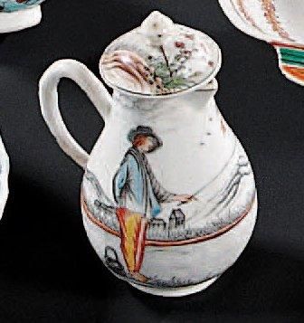 CHINE (surdécorée aux Pays-Bas) Pot à lait couvert décoré en polychromie d'un pêcheur...