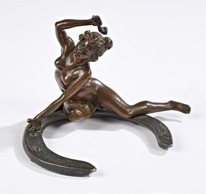 null Georges RECIPON (1860-1920)
" Le porte-bonheur ". 
Épreuve en bronze à patine...