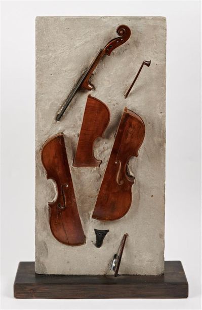 null Fernandez ARMAN (1928 - 2005)
Béton musical, 1976
Sculpture (violon en bois...