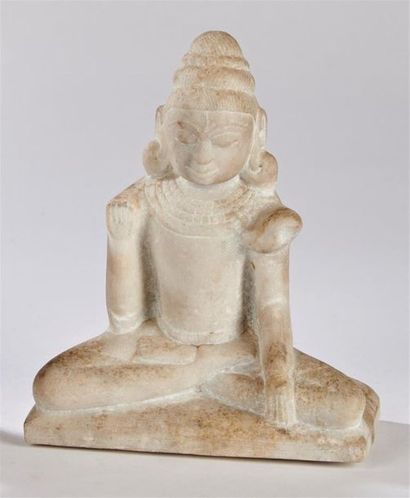 null Divinité assise 
Epreuve en marbre 
Inde 
H. 21 cm 