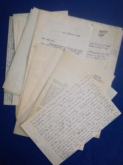 null MAURIAC (François) écrivain français (1885-1970). Correspondance de 19 lettres...