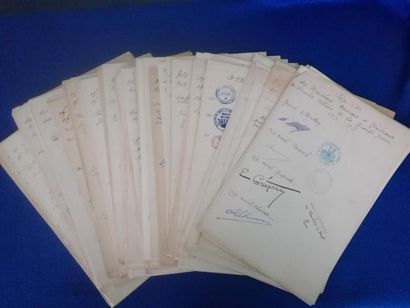 null GUERRE 1914-1918. Documents intitulés " Page d'or " ou " Autographs " recueil...
