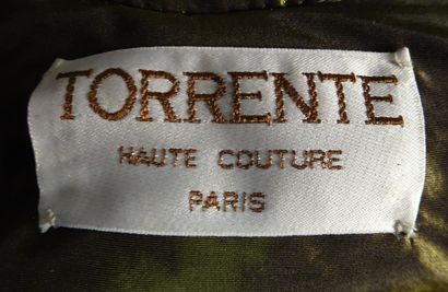 null TORRENTE. Robe Haute Couture de défilé. Griffée à l'intérieur n°12 bolduc Hiver...